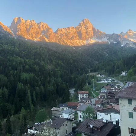 Dolomites View - Mountain Relax Experience アパート *